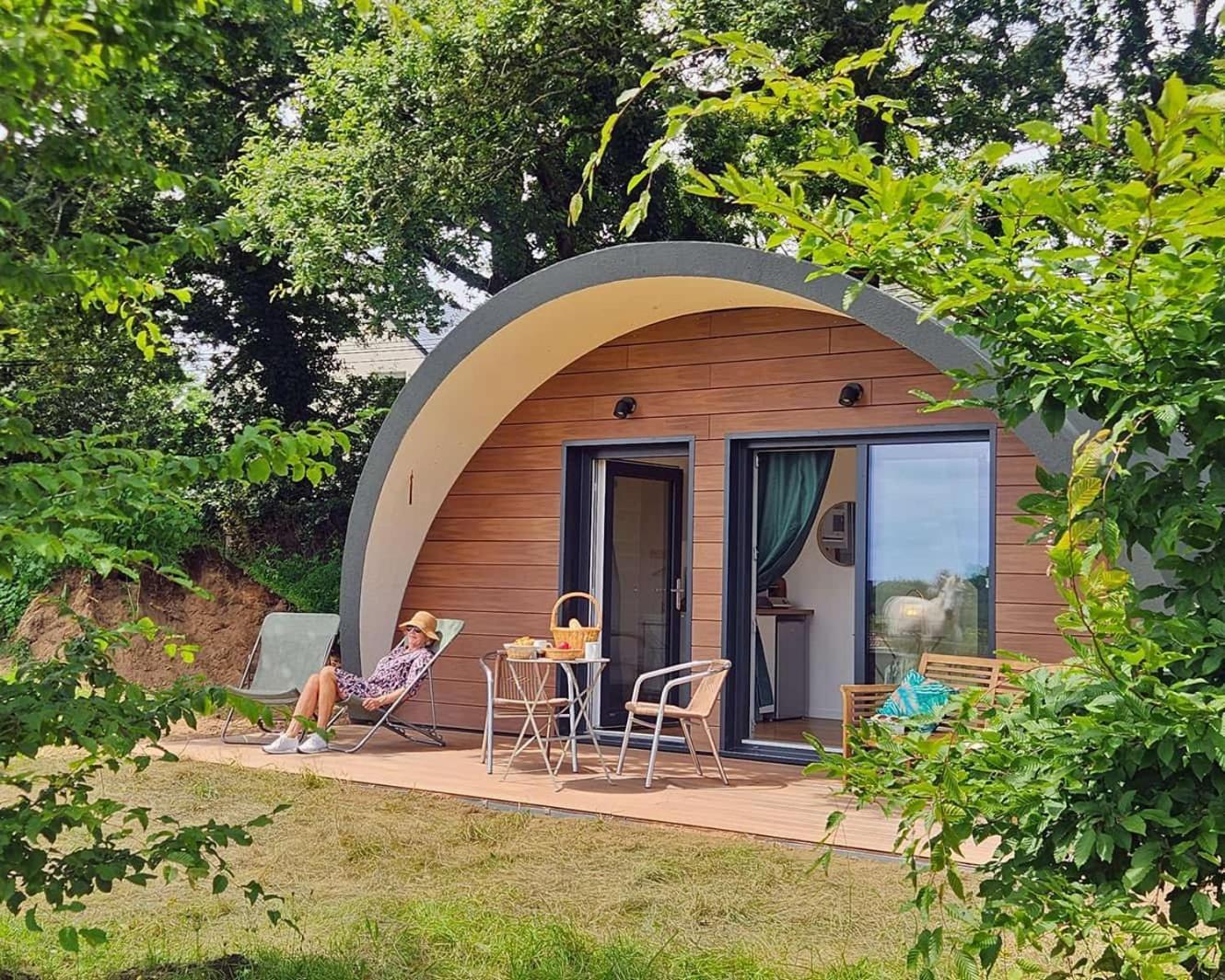 Gites & Tiny Houses Les Hauts De Toulvern Baden Phòng bức ảnh